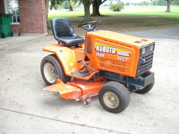 KUBOTA G6200 USZCZELKA GŁOWICY